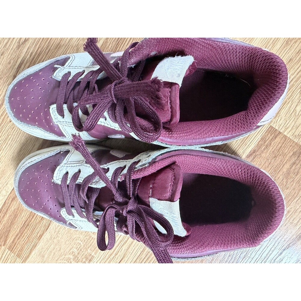 Nike Dunk Low Premium Valentine’s Day 2023 DR9705-100 Red and Cream size 6
